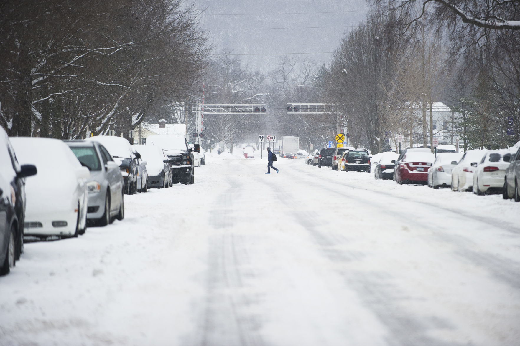 Winona Snow 01